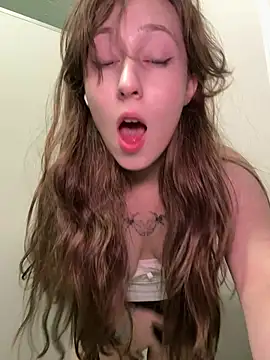 FroggyAnna - wanna see my sweet outfit??