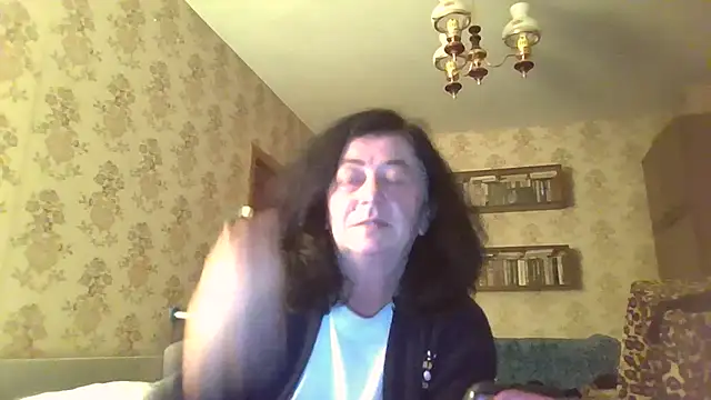 GypsiQueen2 - I'm saving up for a smartphone.