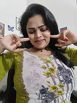 Pinky-2 - Oiling My Sexy Pussy Hole