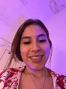 Alessia_Blazee30 - deep throat + gagging x 1 min