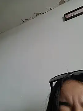 Yuli_x97 - Fingers pussy cum