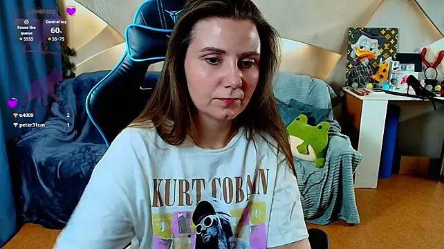 Millie_Mint - Squeeze my boobs close ^^