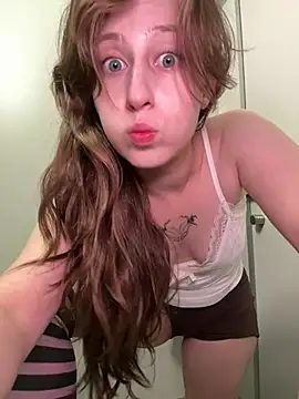 FroggyAnna - squeeze yummy boobs!