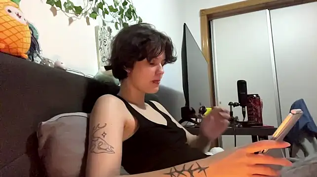HeyFriren - sent u my hot Video ANAL and we go pvt
