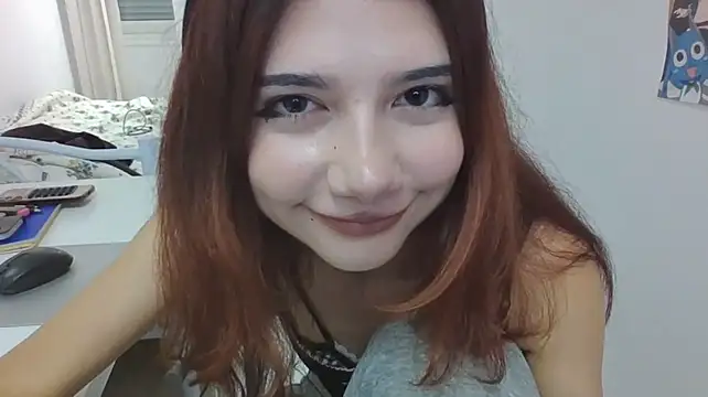 BerniceDigennaro - show my tits in a close-up