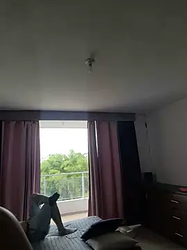 Yuli_x97 - Fingers pussy cum