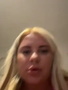 Blonde_baddie - Ride dildo