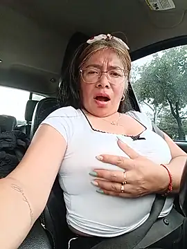 __valentina18 - Removing a bra and blouse in public