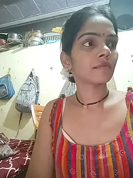 Kamini_hat