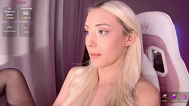 LoryWood - suck & lick nipples close up