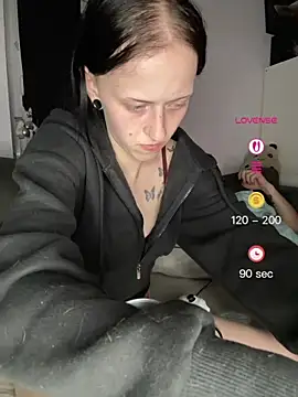Adrixnx22 - Titten +Ass ein ölen +3 heiße Bilder