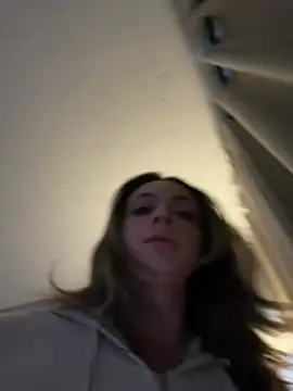 Squiirtqueenn - Squirt show outside