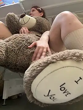 Freaky__Nikki - dildo play at the toy store