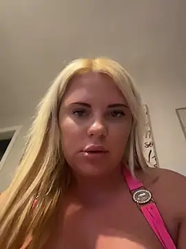 Blonde_baddie - Ride dildo