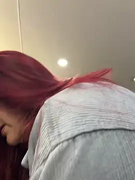 Lia-Moon77 - Show fingers pussy wet
