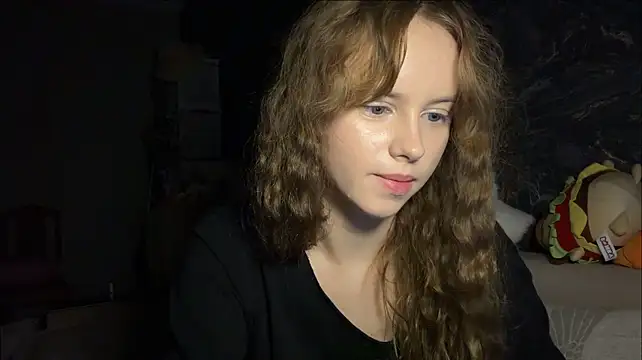 Curlyhaired - My sexy secret in the chat