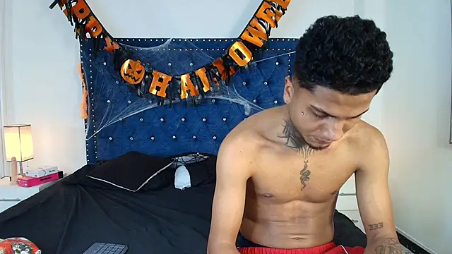 Damian_and_roxanne - BLOWJOB AND TITS OUTSIDE