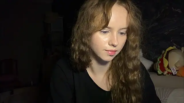 Curlyhaired - My sexy secret in the chat