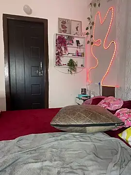 Berry_blossom - Nude dance 💃🏻 3 mint toy control ⚡️