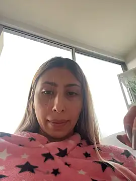Ameellie - TOPLESSSSS+LASTTIP WIN 2 MIN TOY