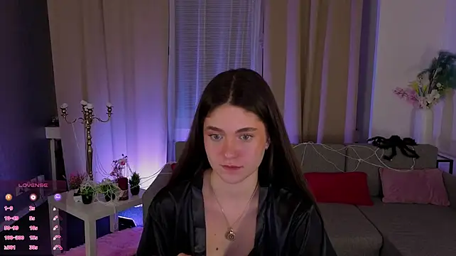 SunnyBloss - hot dancewith covered pussy