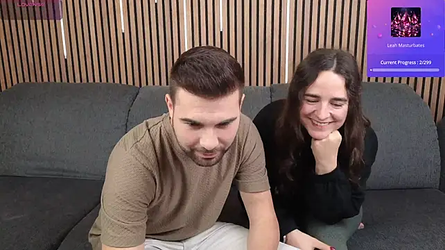Leahxleon - 💦 Leah Rubs Her Pussy