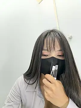 Xiao-Lin - 户外男厕所小便池特写精油抹胸