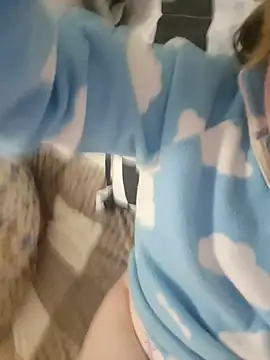 Wehavepussies_xoxo - suck and kiss each other's NIPPLES
