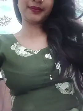 Avii5 - Showing boobs