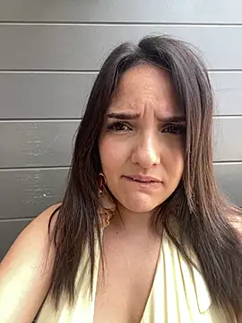 CloeX_c - FINGER IN THE PUSSY+ CREAMPIE
