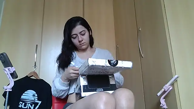 GabriellaManhaes - DP dois consolos (um no cu e um na bct)