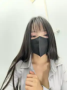 Xiao-Lin - 户外男厕所小便池特写精油抹胸