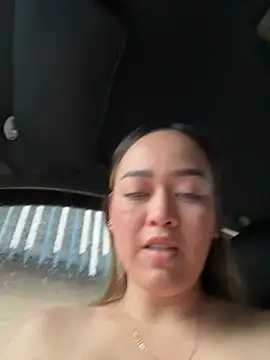 Danielavegax - Oil on my tits in the Uber car