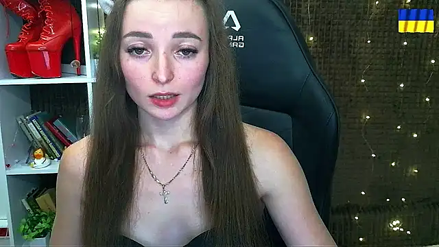 _Barbie_Kiss_ - FLASH TITS