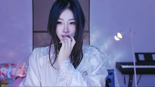 Serendipity-01 - 幕前全裸影子舞