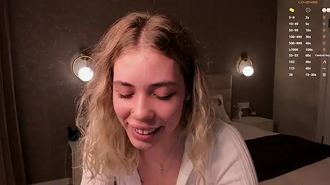 Leila_Vanilla - fuck pussy with lush in doggy