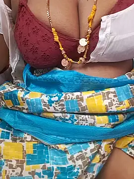 Tamil_Ammani - Boobs show😜😜😝🥰🔥🔥🔥