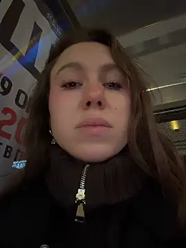 Outdoor-houndour - pull nipples and shake tits