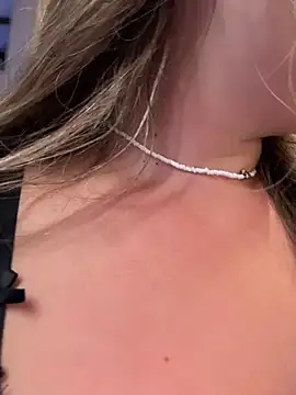 Mona_Plus - 💦🥵Squirt on balcony near neighbors🥵💦