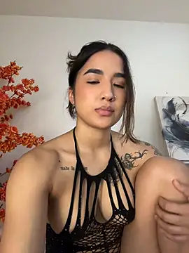 VictoriaHiill - Pls destroy me with hell vibes!