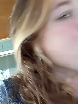BettyandGold - 5 Push ups