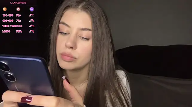 LypsiXo - should i squeeze my breasts a bit?