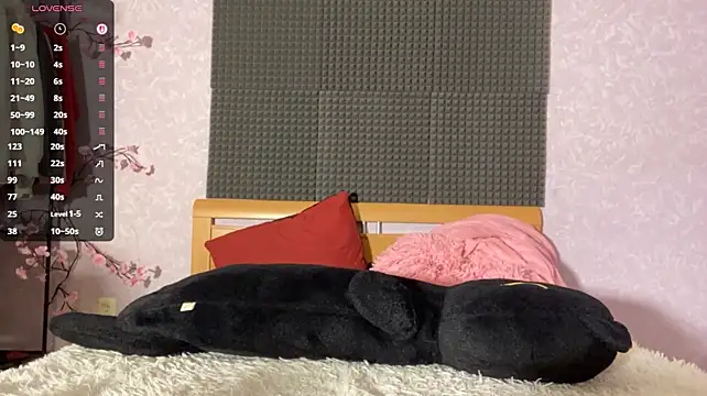 AlisaBloom - Take off my shorts