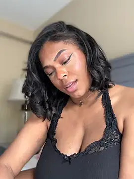 CandyLuxxxx - Flash my tits and pussy ♥️ vid last tip