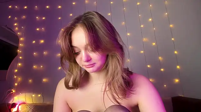 May_Flower - PLUG THAT ASS