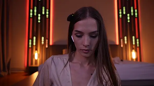 Oliviabennett2022 - Striptease...