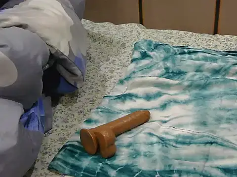 SexyshazzA1 - 2 finger in pussy