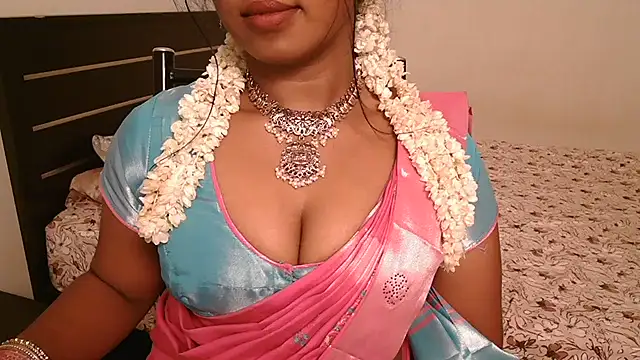 Dhiyapink - nude