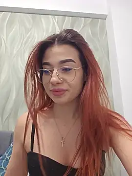 RedHeadFoxy - doggy fuck naked+control