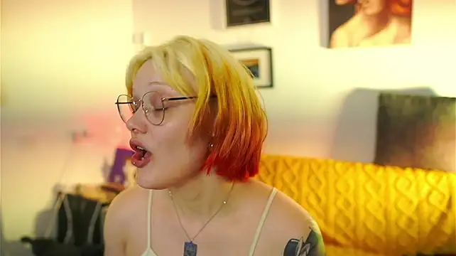 Sova_energy - teasing Senya with a hush (anal plug)